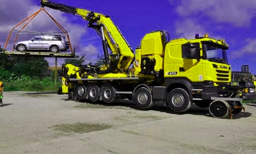 جرثقیل برای حمل ماشین